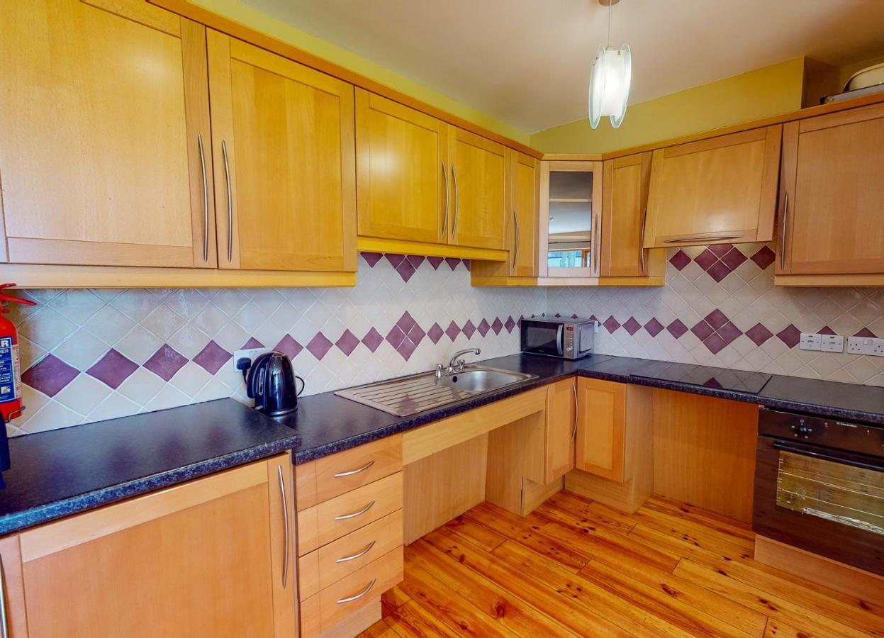 Dingle Courtyard Cottages 4 Bed By Trident Holiday Homes Eksteriør bilde
