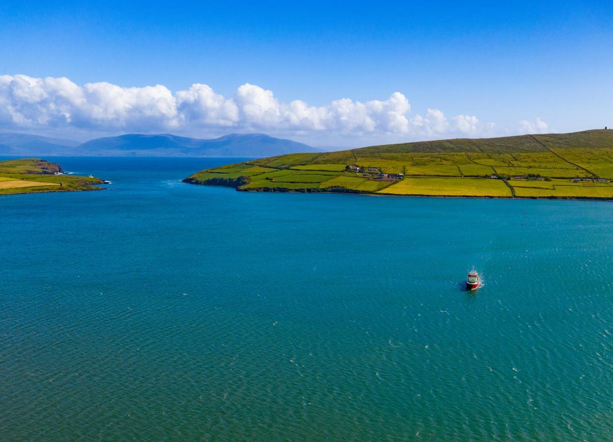 Dingle Courtyard Cottages 4 Bed By Trident Holiday Homes Eksteriør bilde